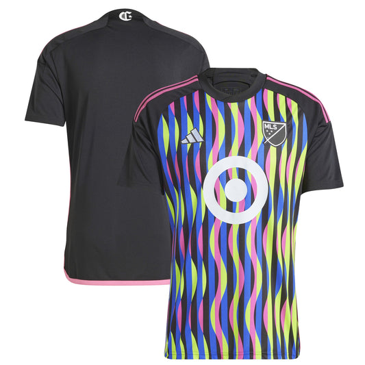 Atlanta United FC adidas 2024 Hispanic Heritage Pre-Match Top - Black (Copy)